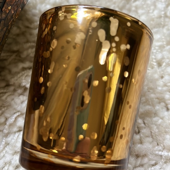 2 Gold Candle Holders - Picture 9 of 9